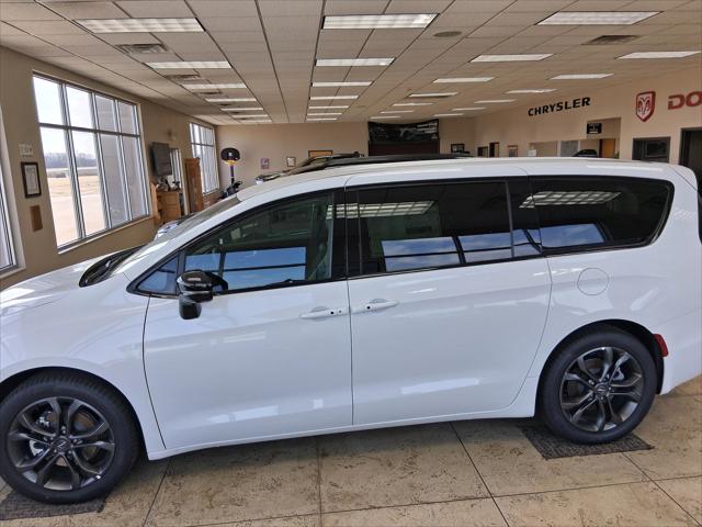 2026 Chrysler Pacifica PACIFICA SELECT 2026 Chrysler Pacifica PACIFICA SELECT