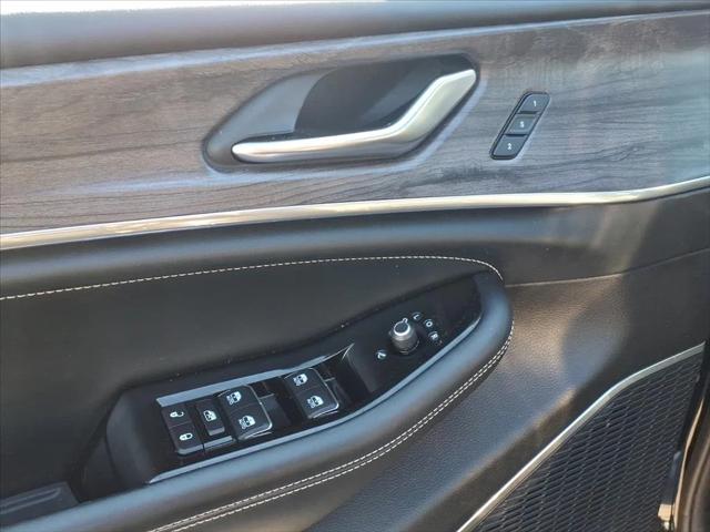 2022 Jeep Grand Cherokee L Overland 4x4