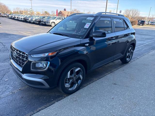 2022 Hyundai Venue SEL