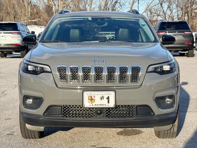 2022 Jeep Cherokee Latitude Lux 4x4 2022 Jeep Cherokee Latitude Lux 4x4