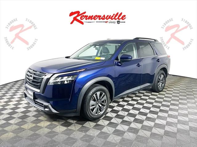 2022 Nissan Pathfinder SV 2WD 2022 Nissan Pathfinder SV 2WD