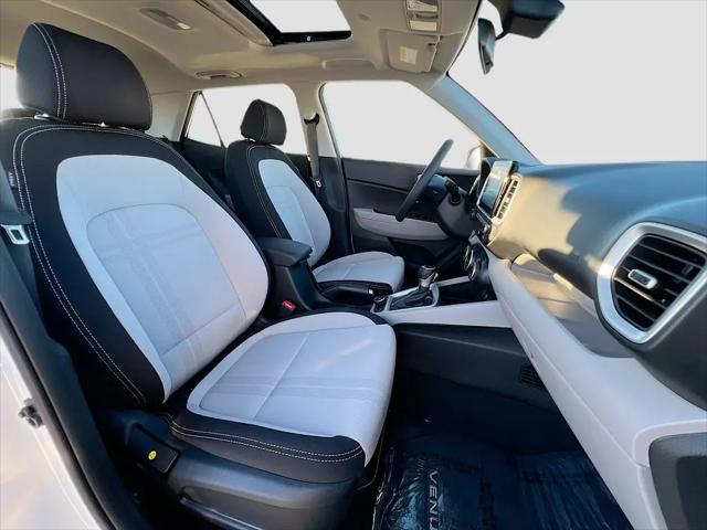2025 Hyundai Venue SEL