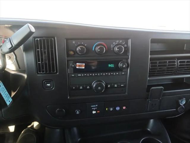 2025 Chevrolet Express Cargo Van RWD 3500 Extended Wheelbase WT