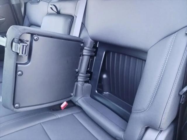 2026 Chevrolet Silverado 1500 4WD Crew Cab Short Bed RST