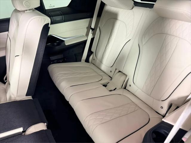 2026 BMW X7 M60i