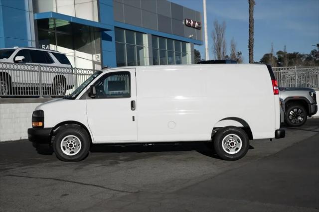 2025 GMC Savana Cargo RWD 2500 Regular Wheelbase Work Van