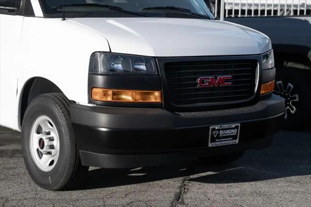2025 GMC Savana Cargo RWD 2500 Regular Wheelbase Work Van