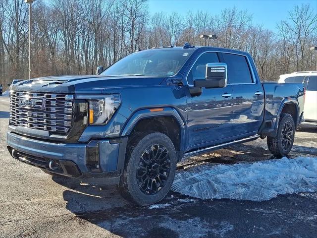 2026 GMC Sierra 2500HD Crew Cab, Standard Bed, Denali Ultimate, 4WD