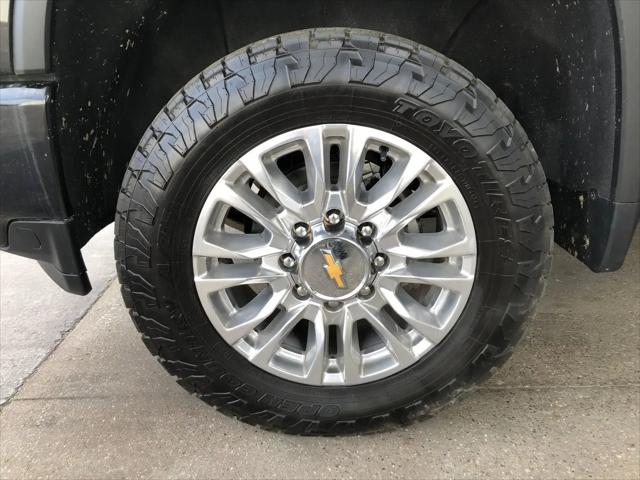 2022 Chevrolet Silverado 2500HD 4WD Crew Cab Standard Bed High Country