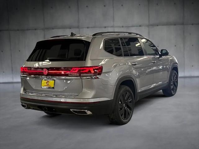 2026 Volkswagen Atlas SE with Technology