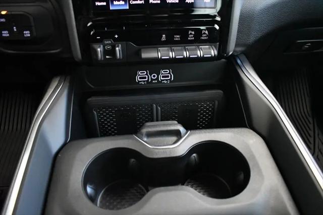 2026 Ram 2500 Big Horn Crew Cab 4x4 6'4" Box