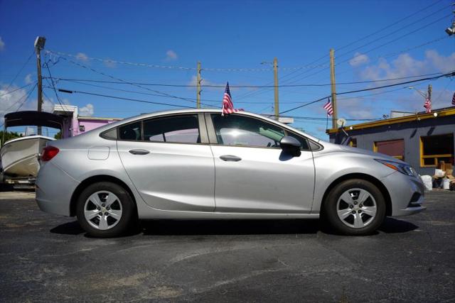 2017 Chevrolet Cruze LS Auto