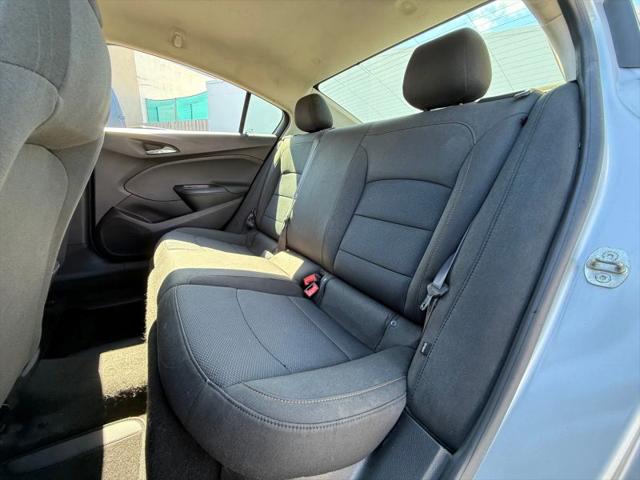 2017 Chevrolet Cruze LS Auto