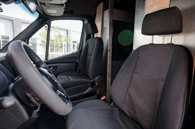 2019 Mercedes-Benz Sprinter 2500 High Roof V6