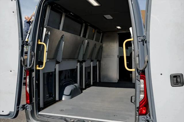 2019 Mercedes-Benz Sprinter 2500 High Roof V6