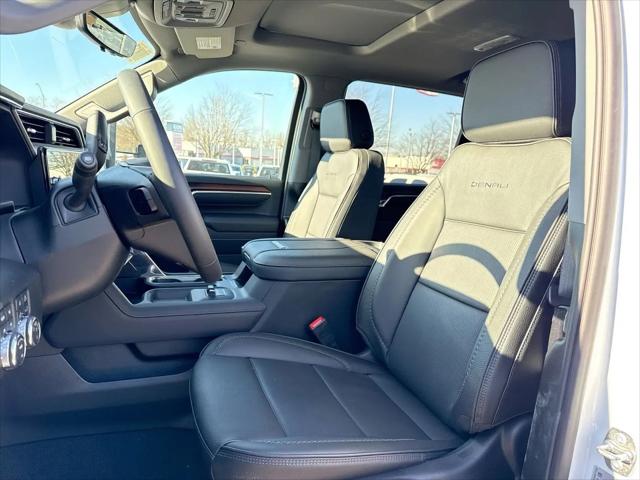 2026 GMC Sierra 2500HD Crew Cab, Standard Bed, Denali, 4WD