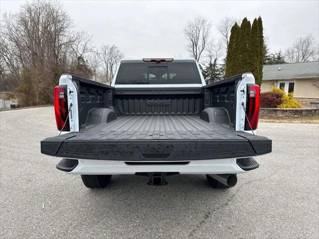 2026 GMC Sierra 2500HD Crew Cab, Standard Bed, Denali, 4WD