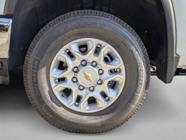 2026 Chevrolet Silverado 2500HD Crew Cab, Standard Bed, LT, 4WD