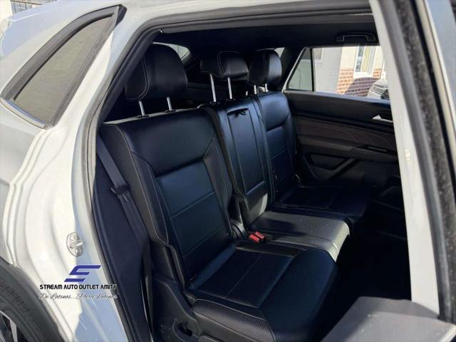 2022 Volkswagen Atlas Cross Sport 2.0T SE