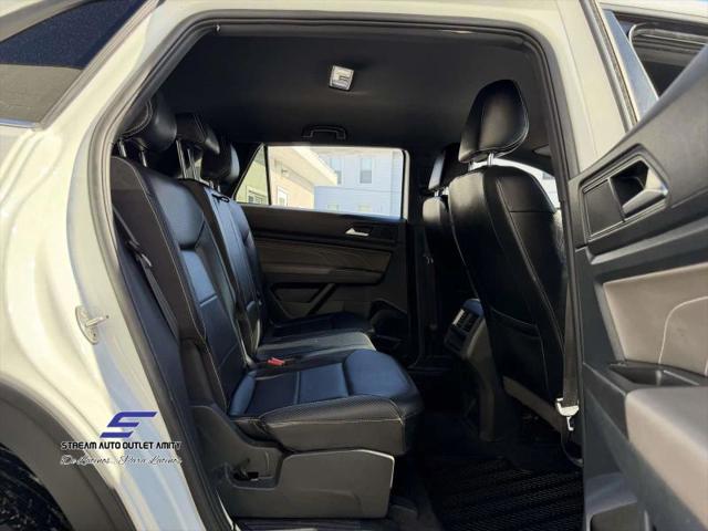 2022 Volkswagen Atlas Cross Sport 2.0T SE