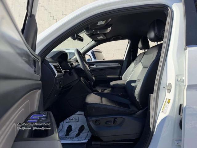 2022 Volkswagen Atlas Cross Sport 2.0T SE
