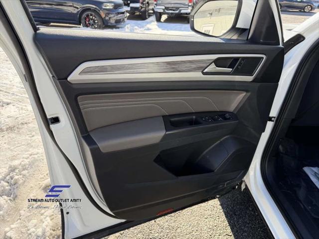 2022 Volkswagen Atlas Cross Sport 2.0T SE