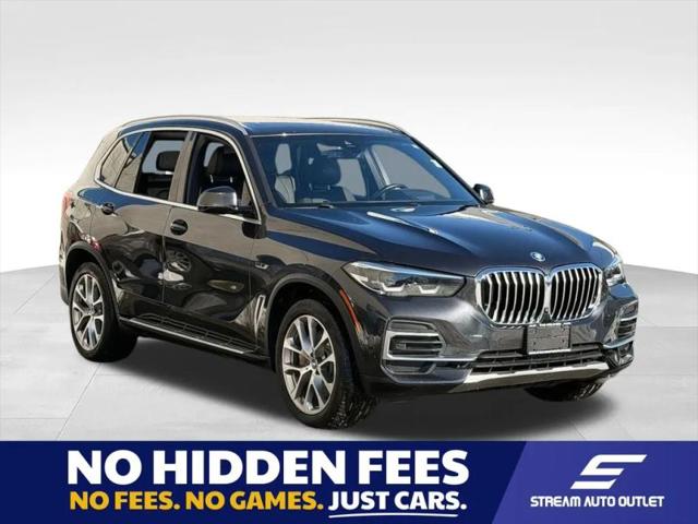 2022 BMW X5 xDrive45e for sale in Amityville, NY