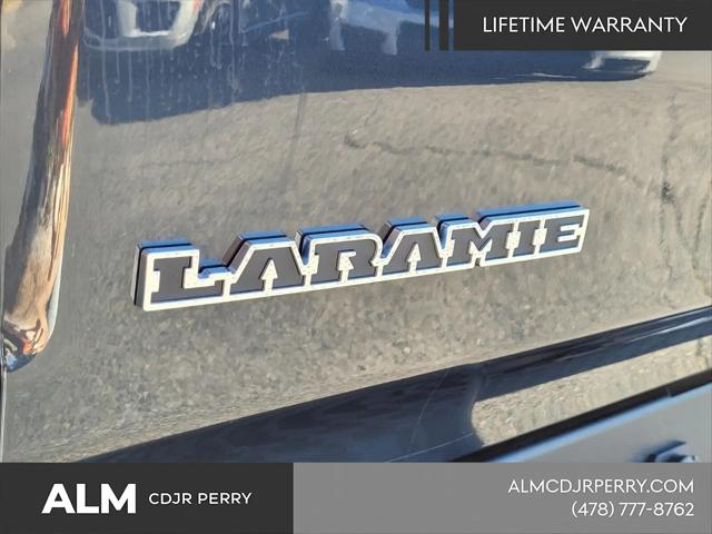 2026 Ram 1500 Laramie Crew Cab 4x4 5'7" Box