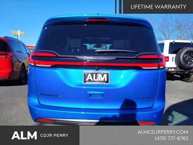2026 Chrysler Pacifica Limited