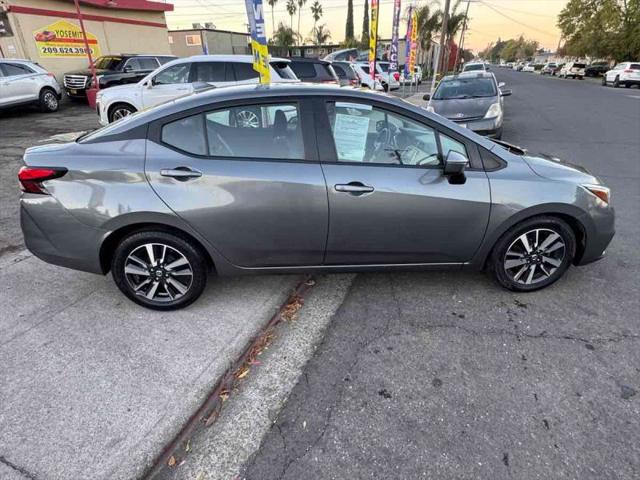 2021 Nissan Versa SV Xtronic CVT