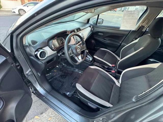 2021 Nissan Versa SV Xtronic CVT