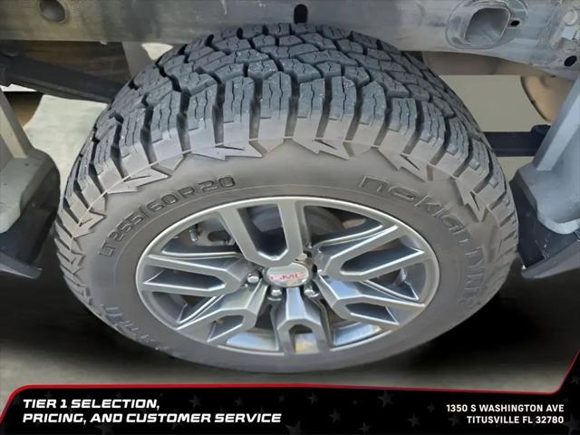 2022 GMC Sierra 1500 Limited 4WD Crew Cab Short Box AT4
