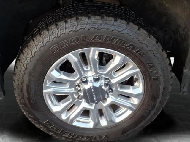 2023 GMC Sierra 2500HD Denali