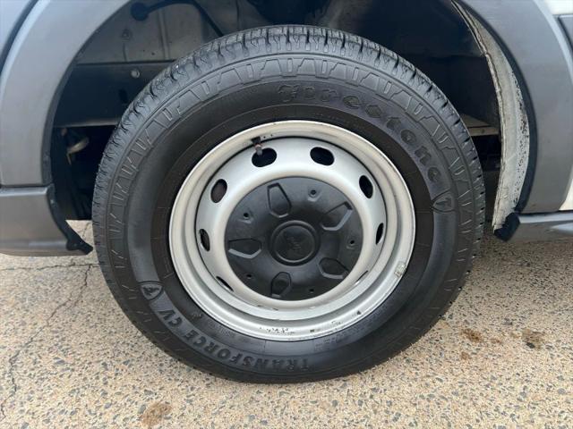 2017 Ford Transit w/60/40 Side Door w/RWB