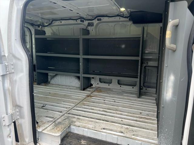 2017 Ford Transit w/60/40 Side Door w/RWB