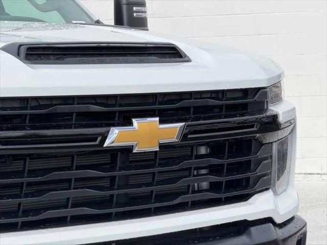 2026 Chevrolet Silverado 2500HD Crew Cab, Long Bed, WT, RWD