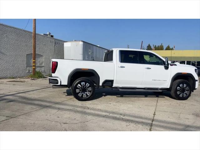2026 GMC Sierra 2500HD Crew Cab, Standard Bed, Denali, 4WD