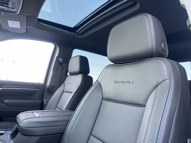 2026 GMC Sierra 2500HD Crew Cab, Standard Bed, Denali, 4WD