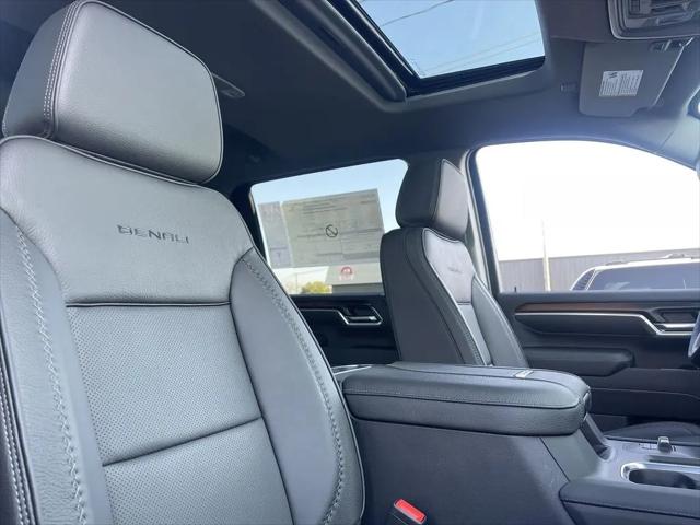 2026 GMC Sierra 2500HD Crew Cab, Standard Bed, Denali, 4WD