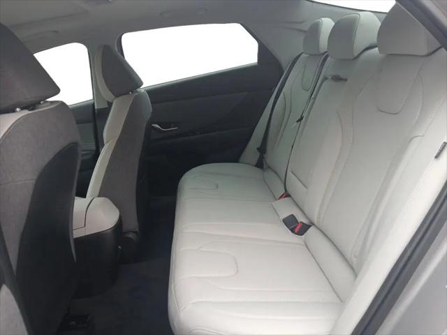 2025 Hyundai Elantra Hybrid Limited