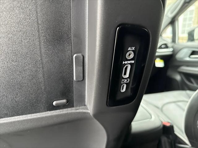 2026 Chrysler Pacifica Limited AWD