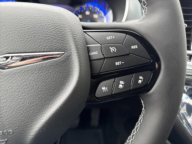 2026 Chrysler Pacifica Limited AWD