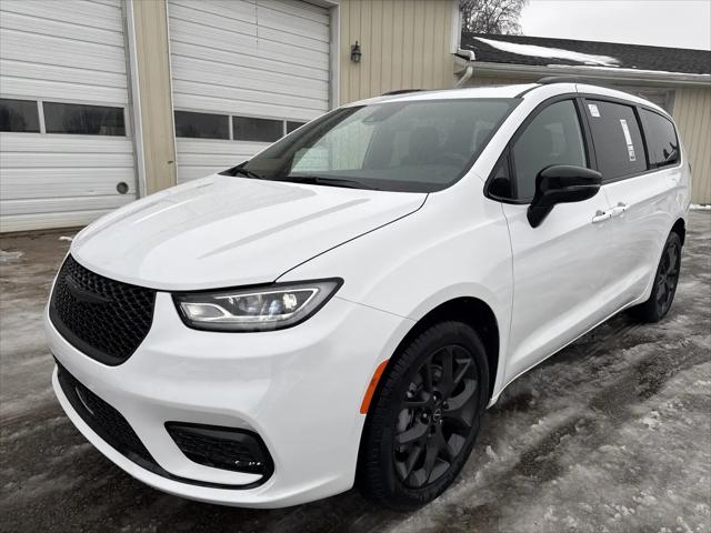 2026 Chrysler Pacifica Limited AWD