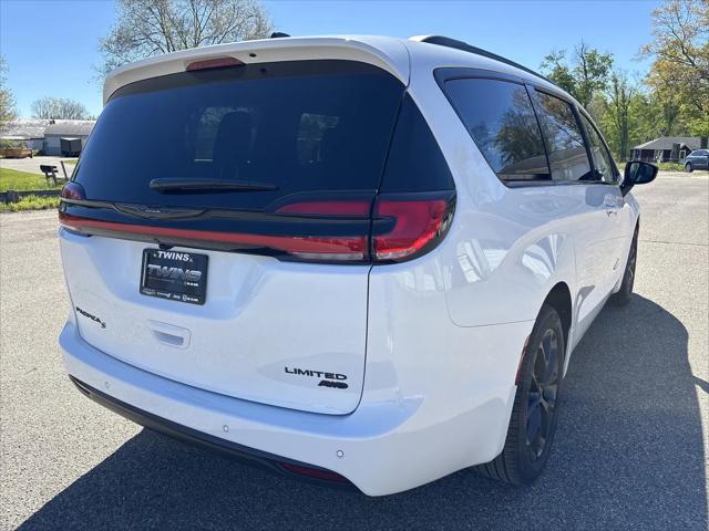 2026 Chrysler Pacifica Limited AWD