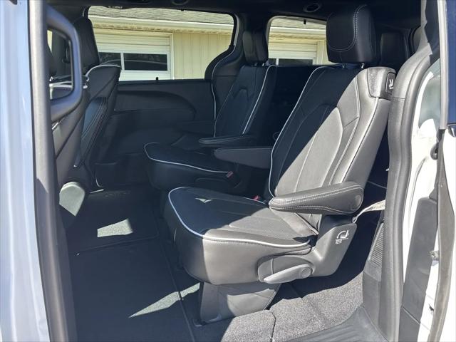 2026 Chrysler Pacifica Limited AWD