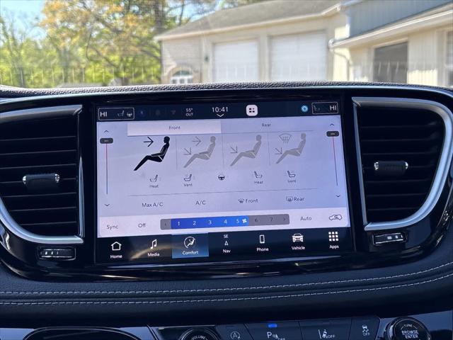 2026 Chrysler Pacifica Limited AWD