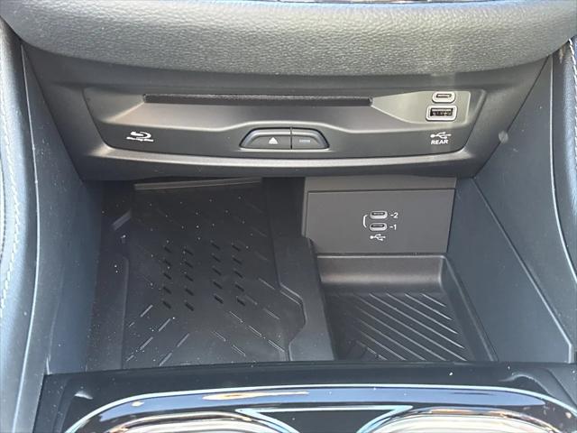 2026 Chrysler Pacifica Limited AWD