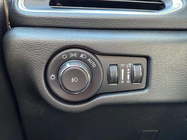 2026 Chrysler Pacifica Limited AWD