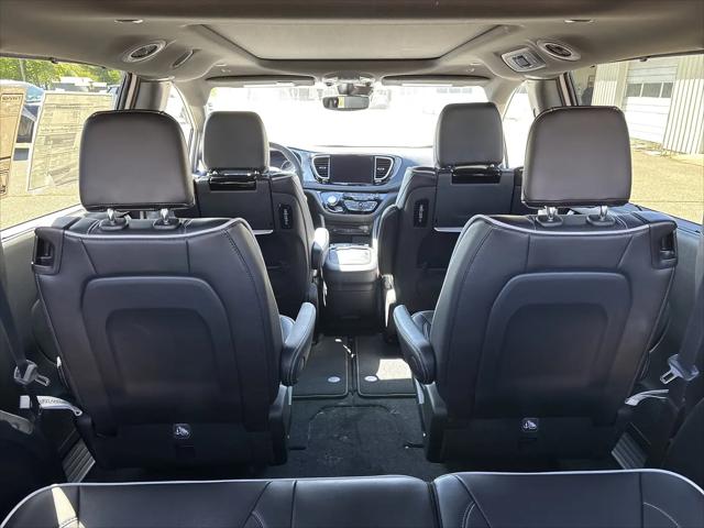 2026 Chrysler Pacifica Limited AWD