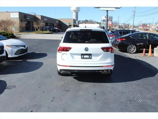 2020 Volkswagen Tiguan 2.0T SE R-Line Black